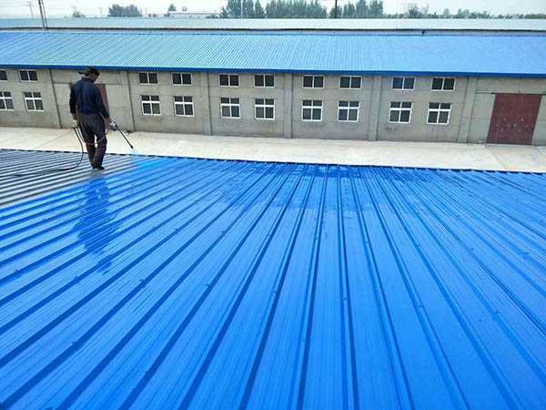 比如 彩钢瓦喷漆翻新工业厂房、仓库